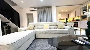 Furnished 2bdrm Maisonette in Lekki Expressway for rent