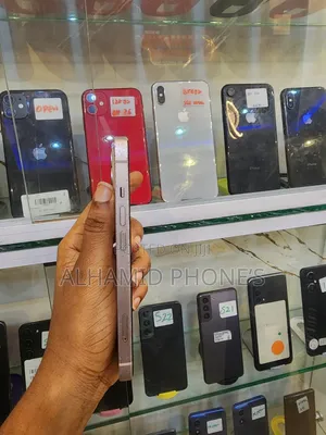 Apple iPhone 13 128 GB Pink