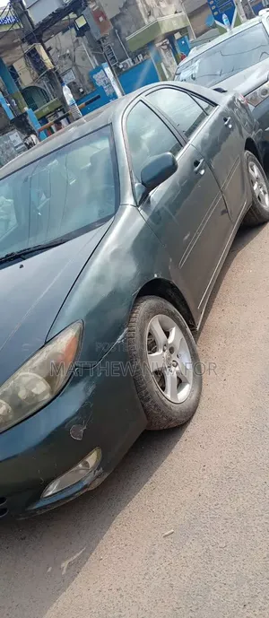 Toyota Camry 2002 Gray