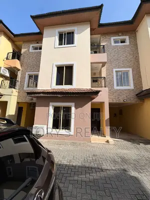 4bdrm Duplex in Lekki Expressway for rent