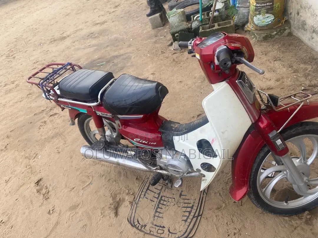 Daelim CiTi Ace 110 2004 Red