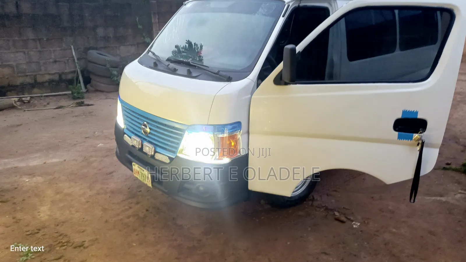 Nissan Caravan (Urvan) 2009 White