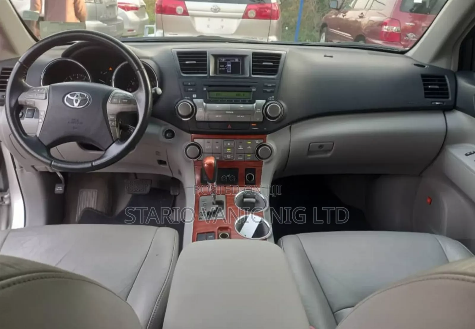 Toyota Highlander 2012 Silver