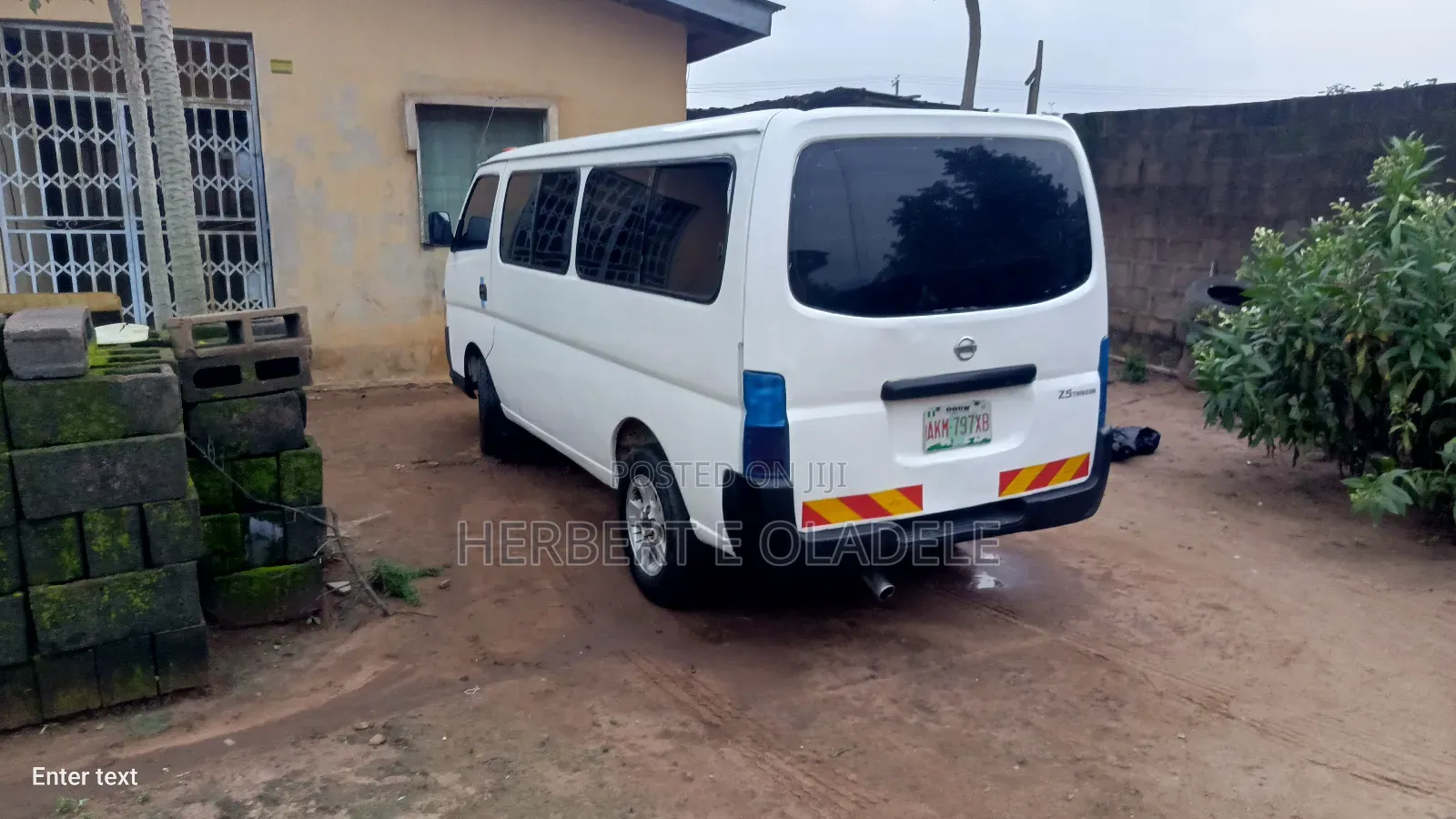 Nissan Caravan (Urvan) 2009 White