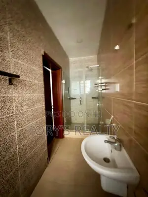 2bdrm Apartment in Victoria Island Extension for rent