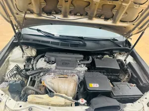 Toyota Camry 2017 Gold