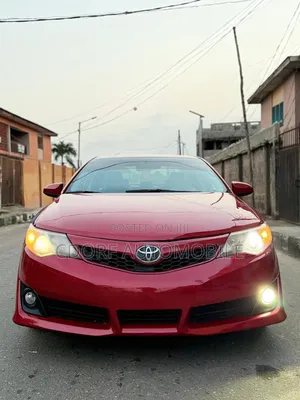 Toyota Camry 2013 Red