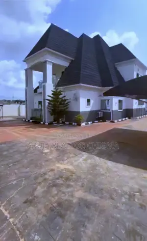 Furnished 4bdrm Duplex in Airport Road, FHA for sale