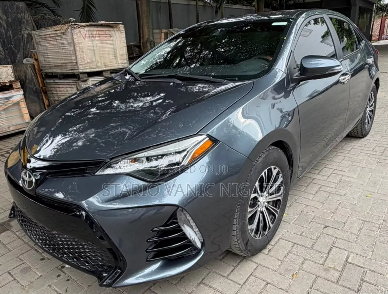 Toyota Corolla 2018 Gray