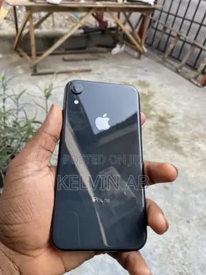 Apple iPhone XR 64 GB Black