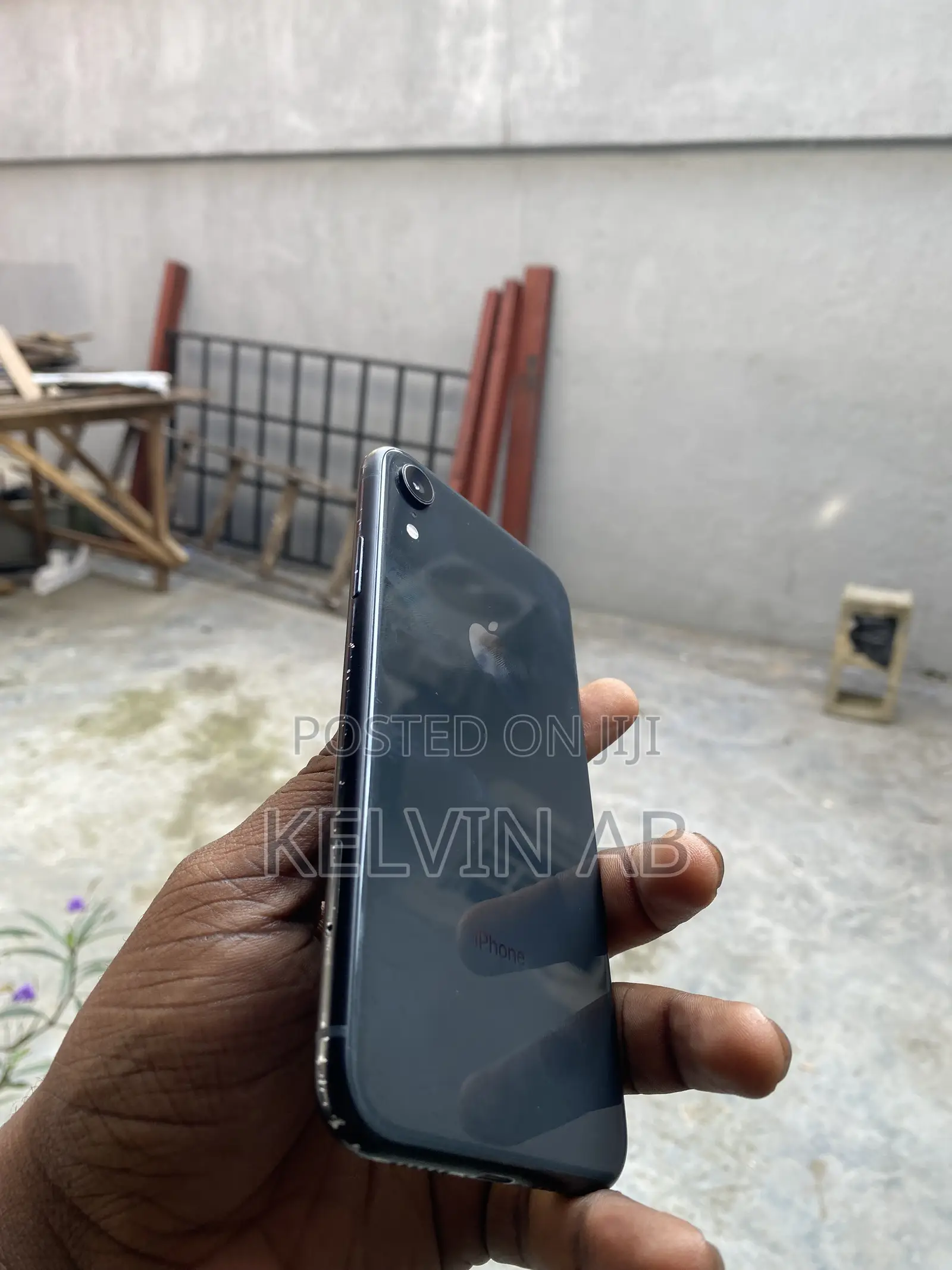 Apple iPhone XR 64 GB Black