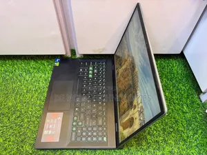 Laptop MSI MSI Sword 17 16GB Intel Core i7 SSD 1T