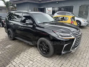 Lexus LX 570 AWD 2017 Black