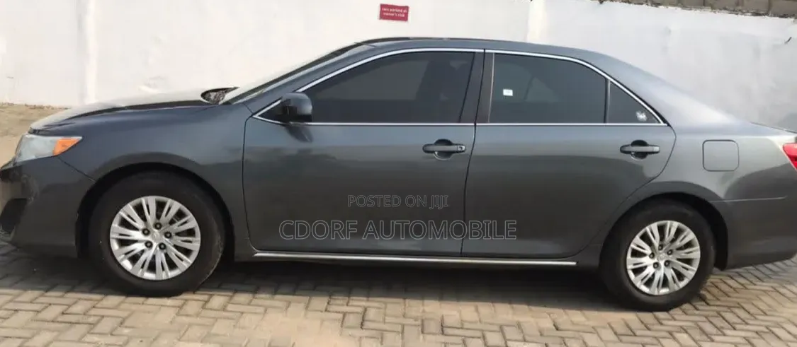 Toyota Camry 2013 Gray