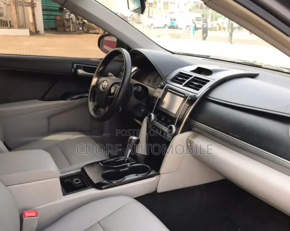 Toyota Camry 2013 Gray