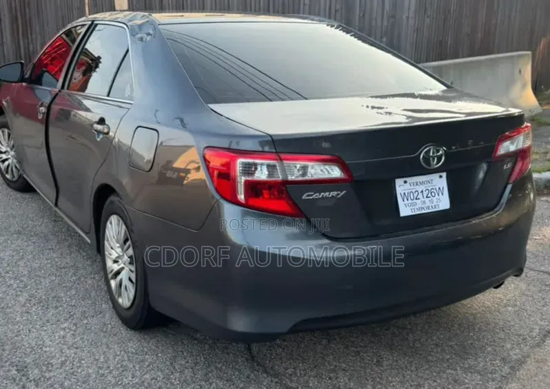 Toyota Camry 2013 Gray