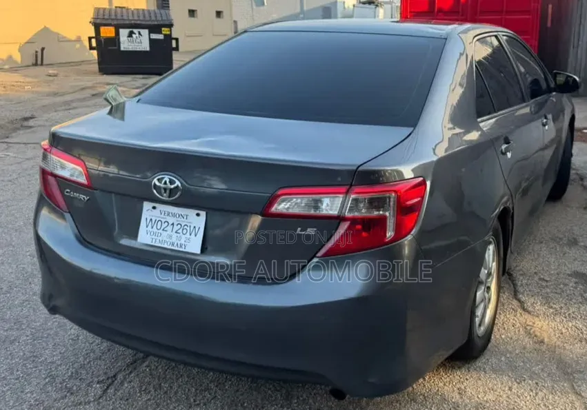 Toyota Camry 2013 Gray