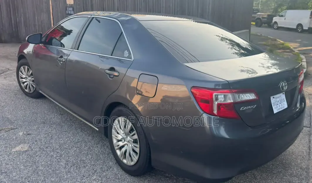 Toyota Camry 2013 Gray