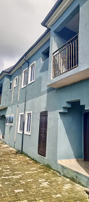 8bdrm Block of Flats in Favour Estate, Rukpokwu for sale