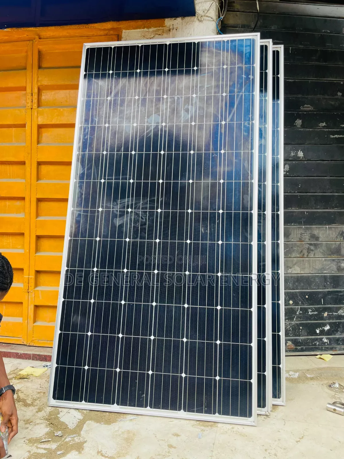 300w Solar Panels
