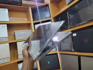 Laptop Asus ROG Strix G15 16GB Intel Core i7 SSD 512GB