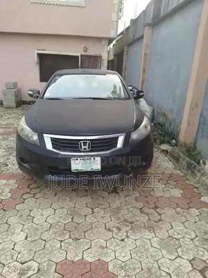 Honda Accord 2010 Black
