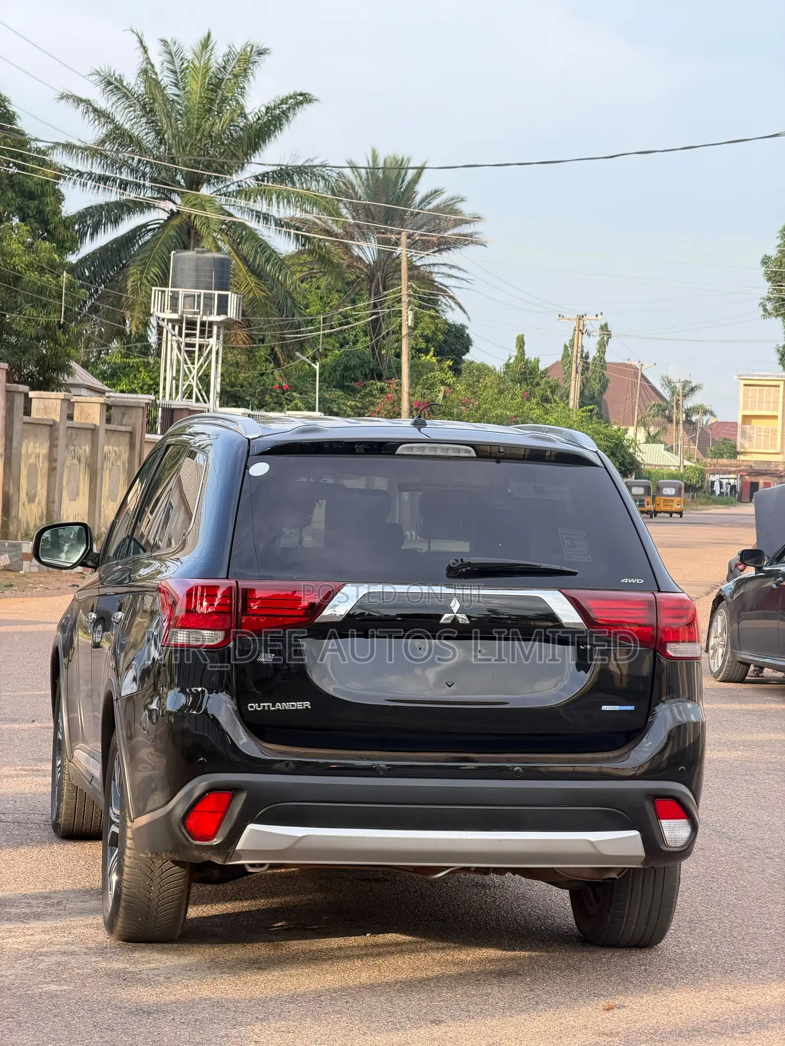 Mitsubishi Outlander 2016 Black