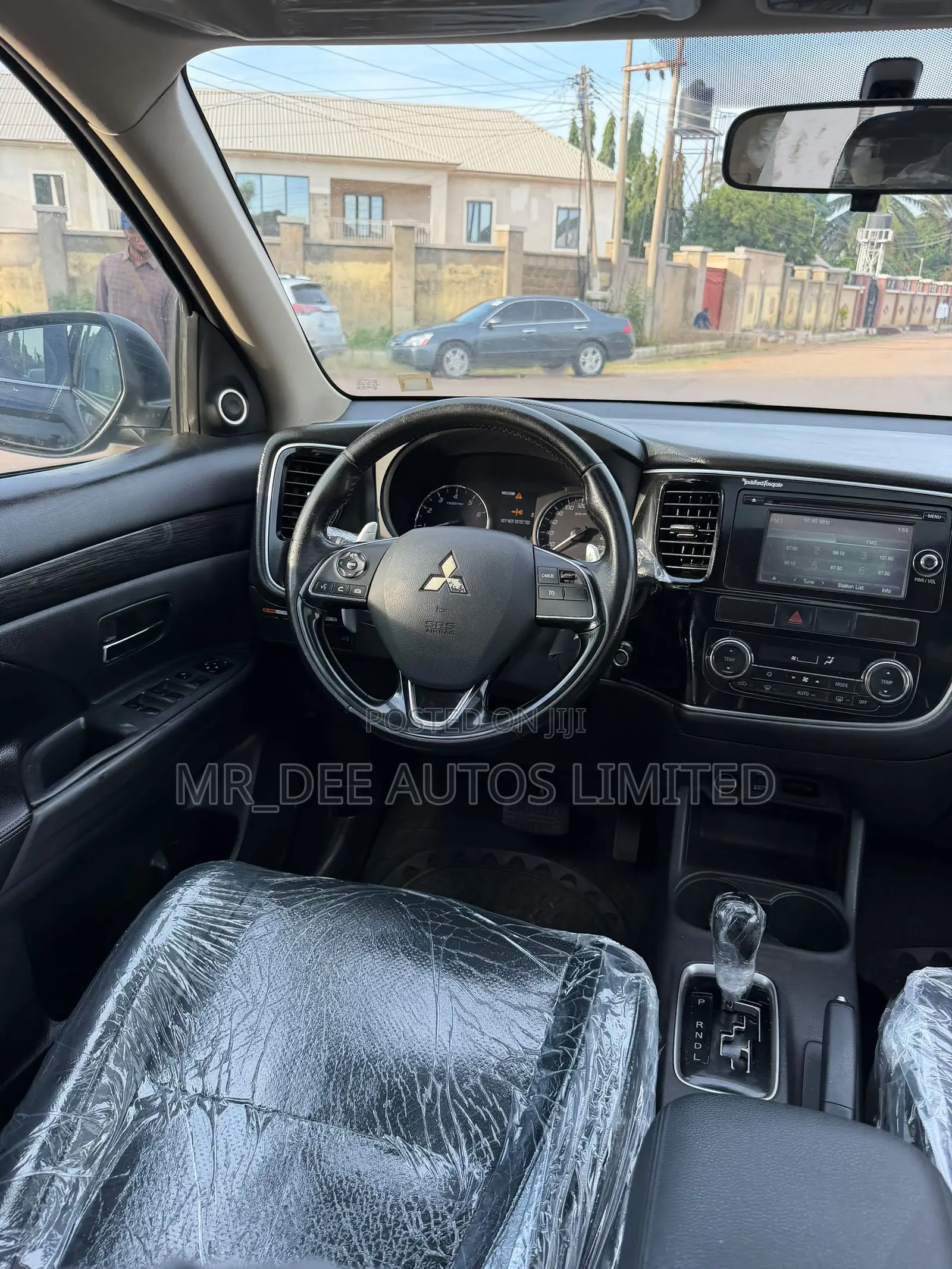 Mitsubishi Outlander 2016 Black