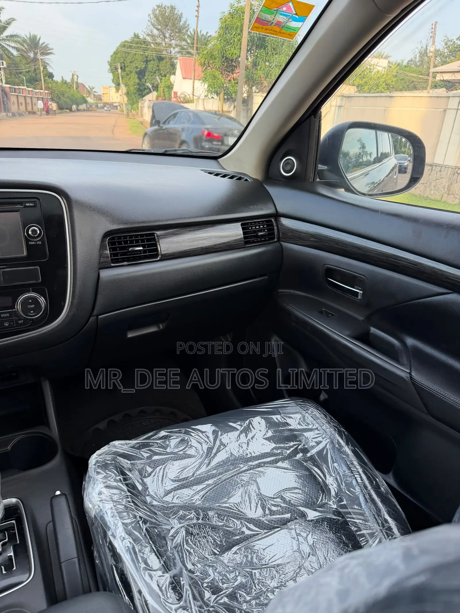 Mitsubishi Outlander 2016 Black