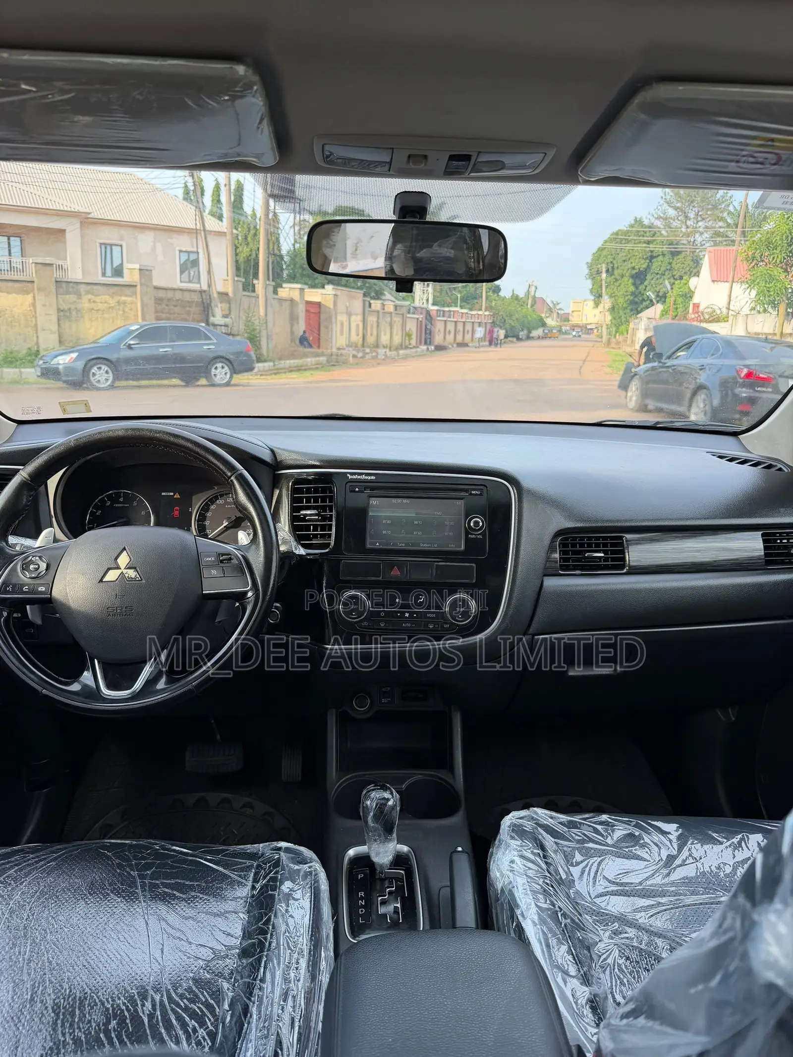 Mitsubishi Outlander 2016 Black