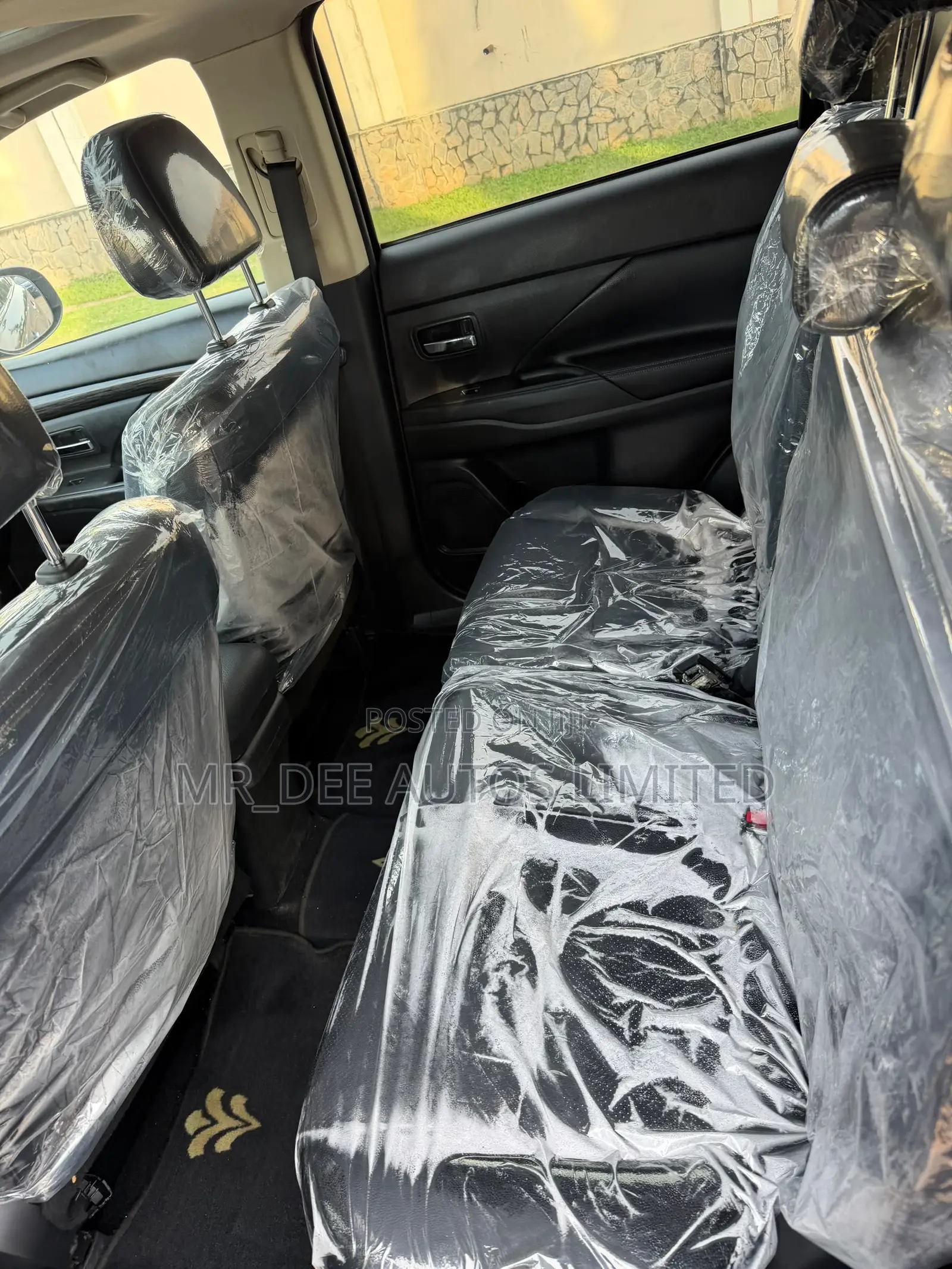 Mitsubishi Outlander 2016 Black