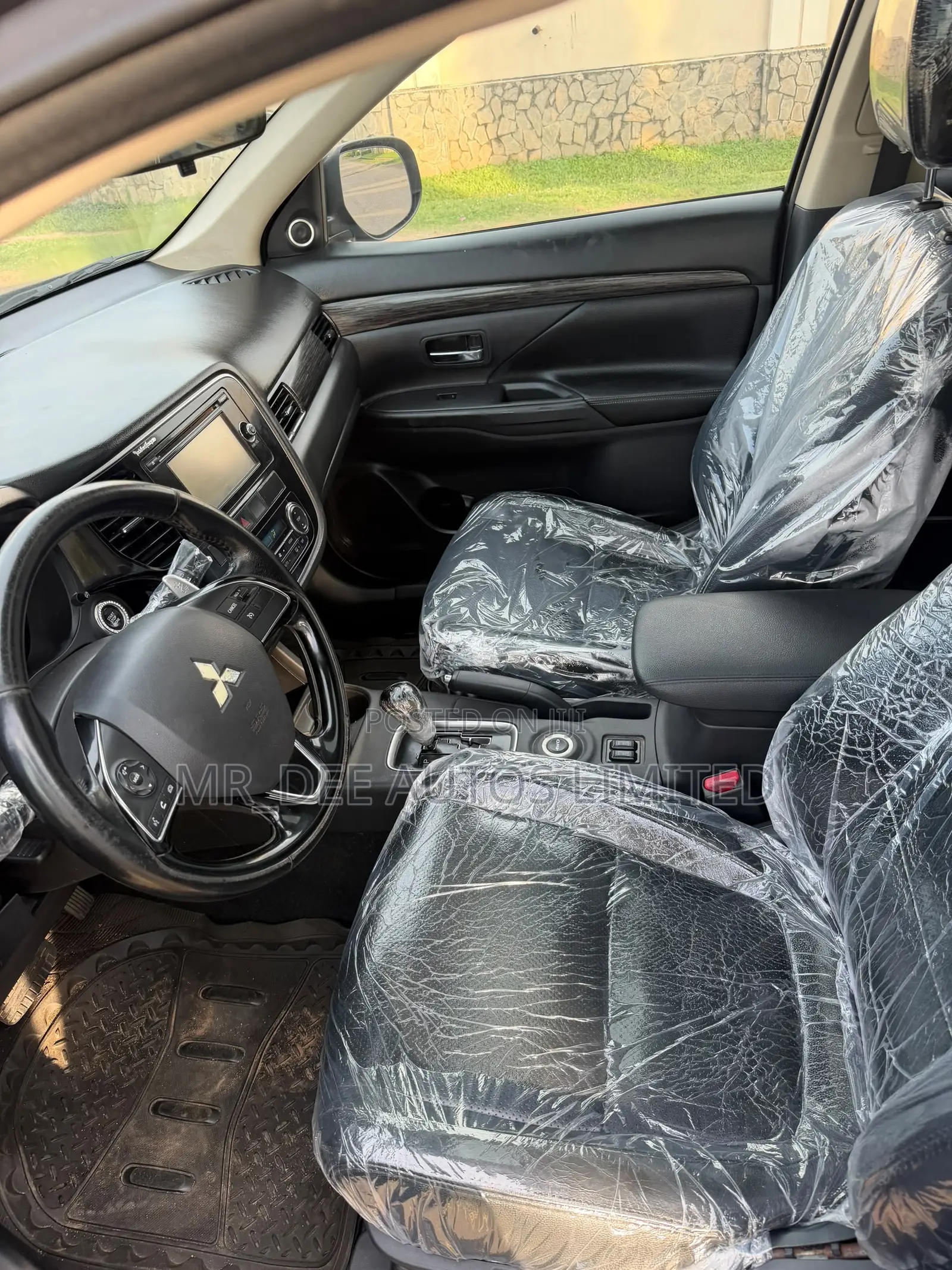 Mitsubishi Outlander 2016 Black