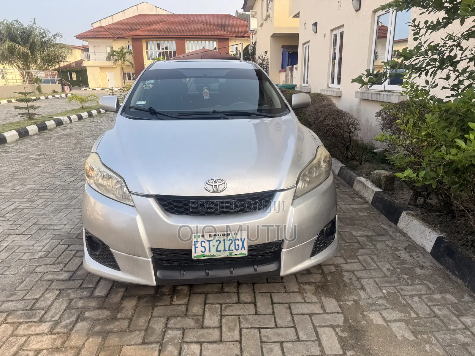 Toyota Matrix 2010 Silver
