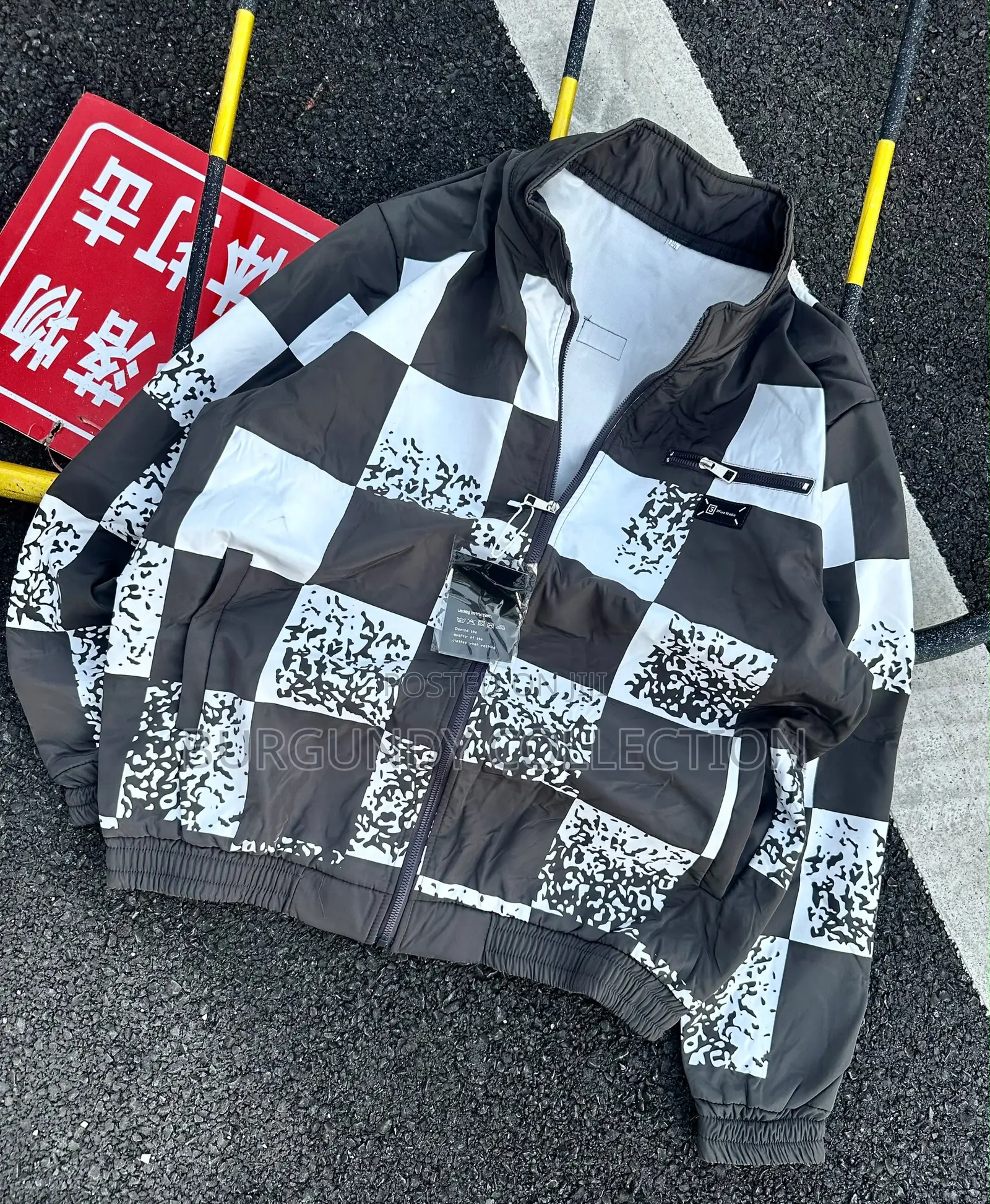 Luxury Jacket Zip Up in Different Colour