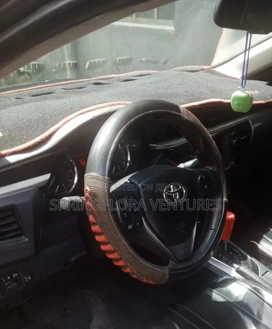 Toyota Corolla 2015 Gray