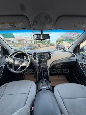 Hyundai Santa Fe 2015 White