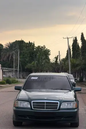Mercedes-Benz C230 2002 Green