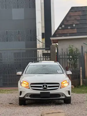 Mercedes-Benz GLA 250 2015 White