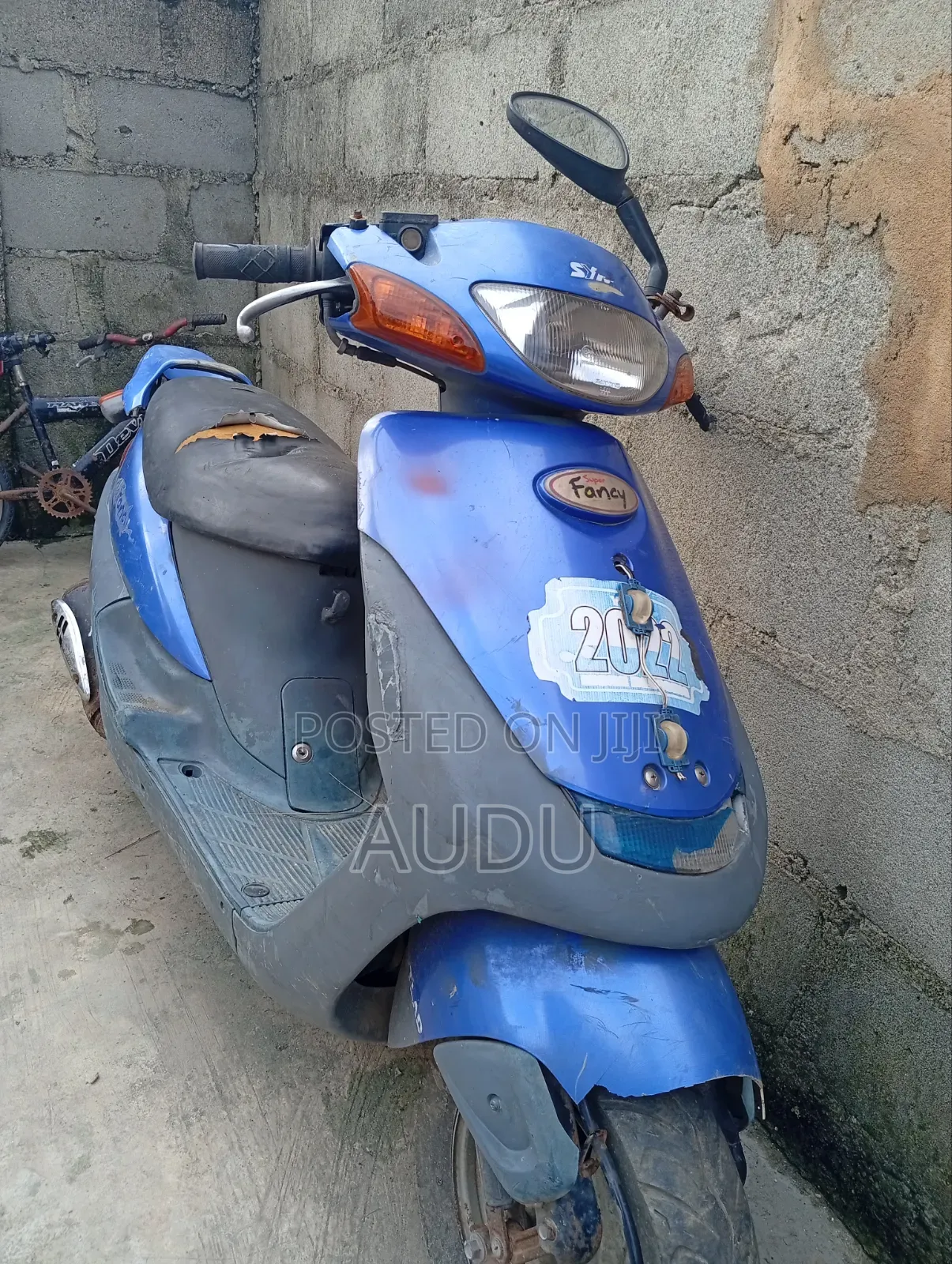 Motorcycle 2021 Blue