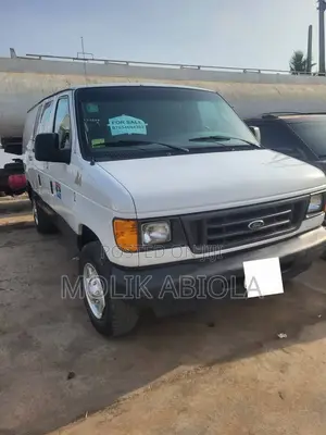 Ford E250 2006 White