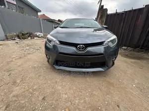 Toyota Corolla L 4dr Sedan (1.8L 4cyl 4A) 2014 Gray