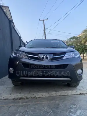 Toyota RAV4 Limited 4dr SUV AWD (2.5L 4cyl 6A) 2014 Gray