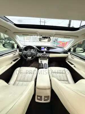 Lexus ES 2016 Red