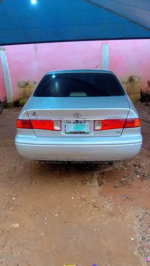 Toyota Camry 2001 Silver