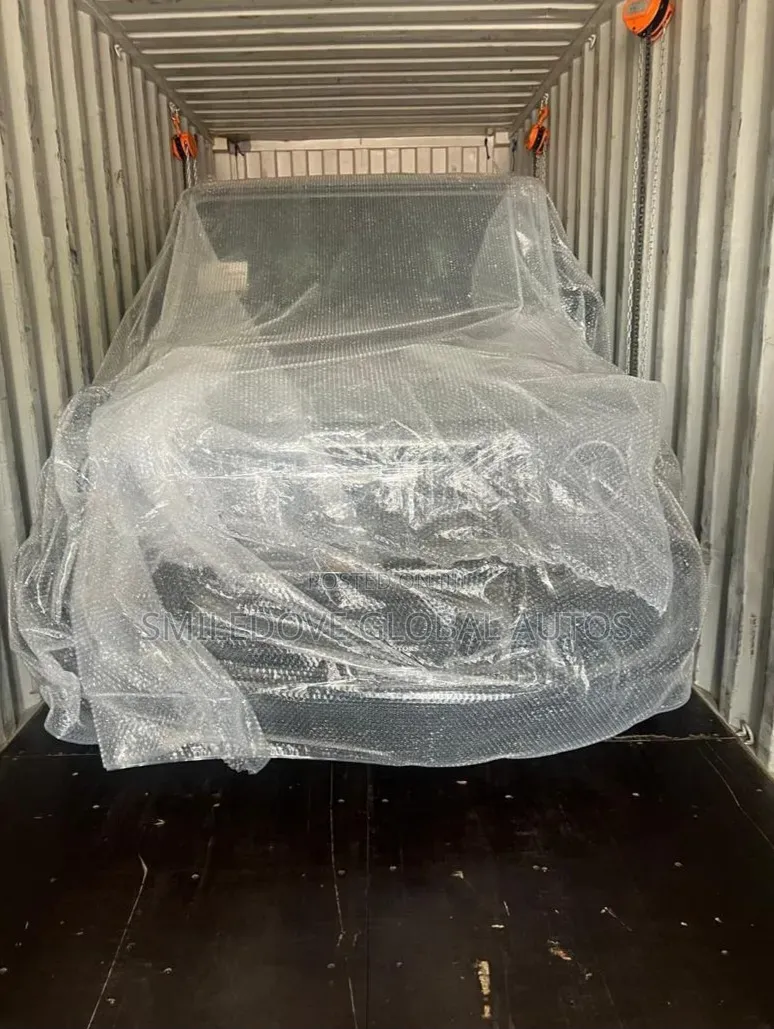 New Mercedes-Benz G-Class 2024 Silver