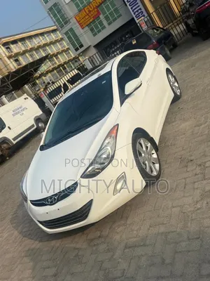 Hyundai Elantra 2013 White