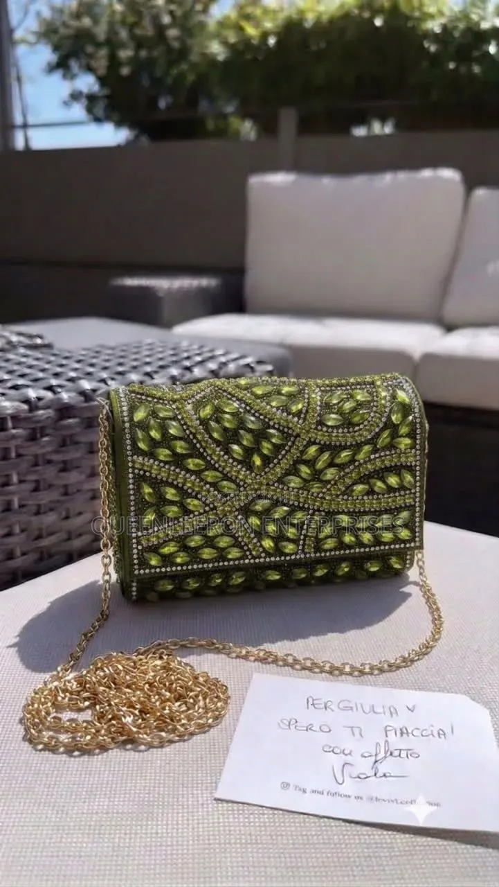 *luxury Classy Stones Embedded Purse