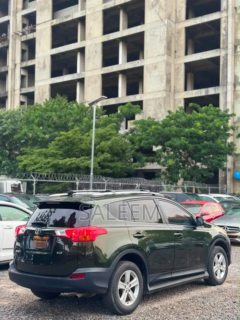 Toyota RAV4 2014 Green
