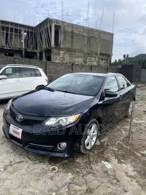 Toyota Camry 2014 Blue