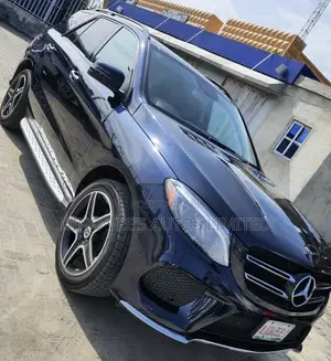 Mercedes-Benz GLE-Class 2018 Blue